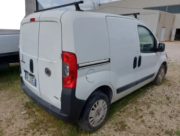 10#8245 Autocarro Fiat Fiorino
