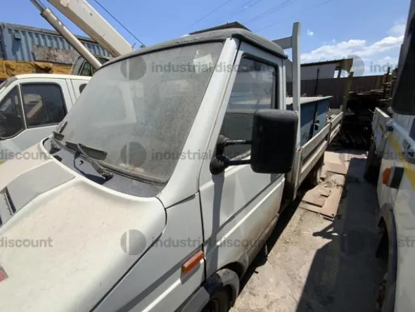 32#8816 Autocarro Fiat Iveco 35.10