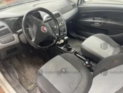 1#9611 Autocarro Fiat Punto