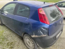 2#8786 Autocarro Fiat Punto
