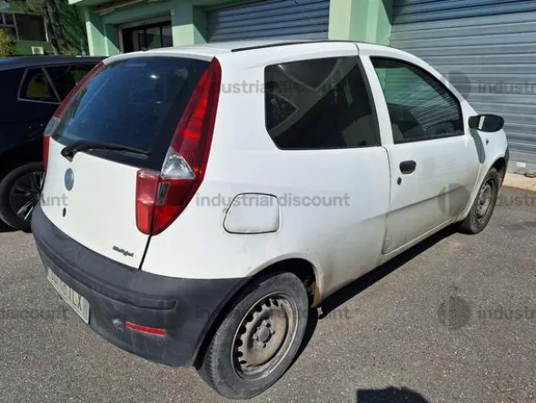 1#9370 Autocarro Fiat Punto Van