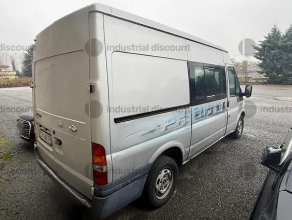 33#9706 Autocarro Ford Transit