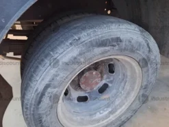 5#9559 Autocarro Iveco