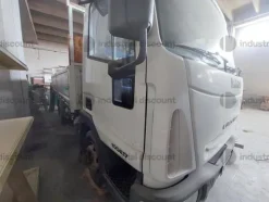 5#8924 Autocarro Iveco 100