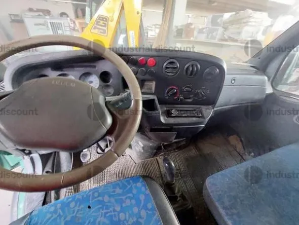 14#8924 Autocarro Iveco