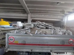 12#8924 Autocarro Iveco 75