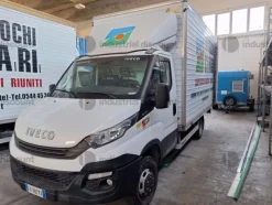 4#9559 Autocarro Iveco