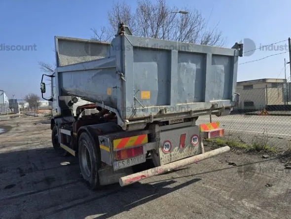 21#10282 Autocarro Iveco