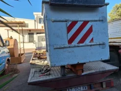 4#9329 Autocarro Iveco