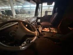 2#9707 Autocarro Iveco