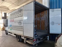 1#9559 Autocarro Iveco