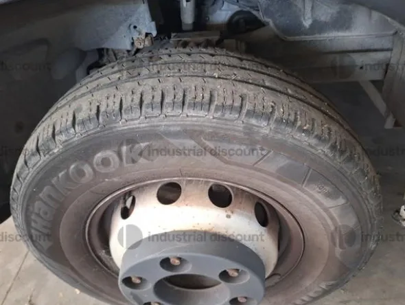 1#9559 Autocarro Iveco