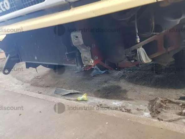4#9328 Autocarro Iveco 35C9A