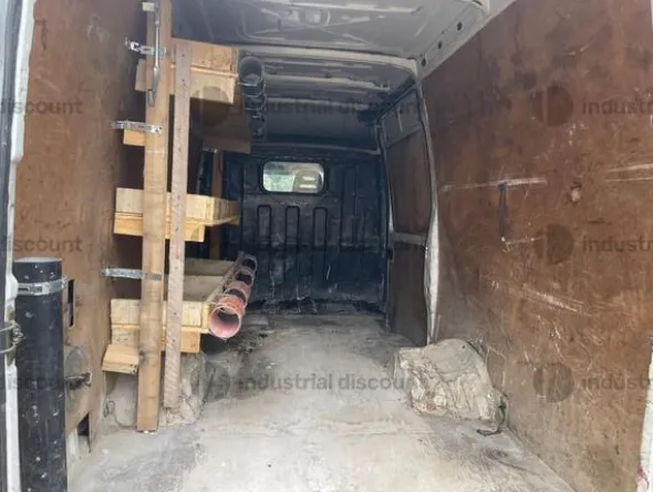 2#9611 Autocarro Iveco Daily