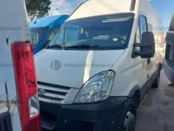3#9138 Autocarro Iveco Daily