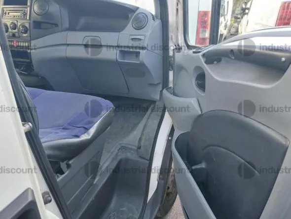 3#9138 Autocarro Iveco Daily