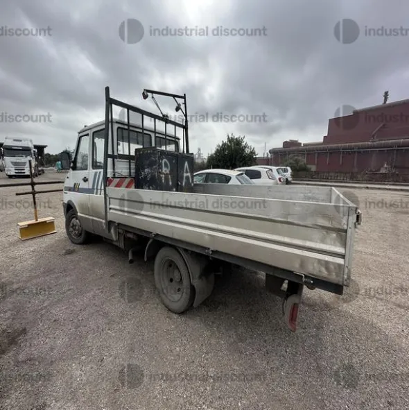 5#9366 Autocarro Iveco Daily 35-12
