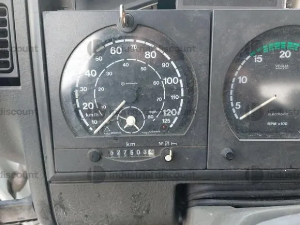 19#9138 Autocarro Iveco Daily