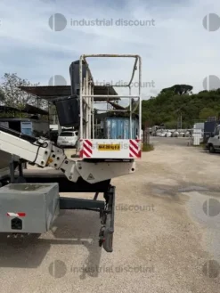 1#10088 Autocarro Iveco Daily con piattaforma