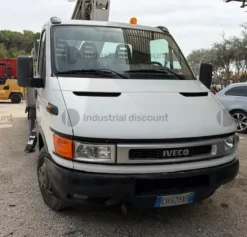 1#10088 Autocarro Iveco Daily con piattaforma