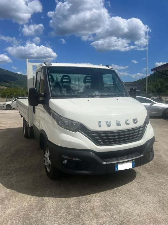 Autocarro Iveco Daliy 35C16
