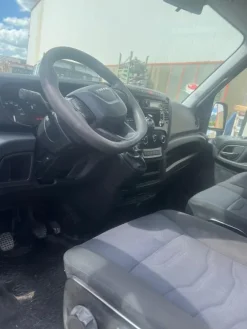 Autocarro Iveco Daliy 35C16