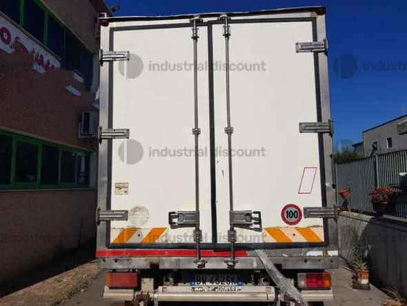 4#9594 Autocarro Iveco 100 E18