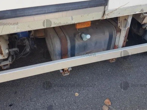 4#9594 Autocarro Iveco 100 E18