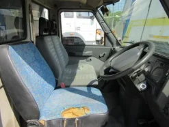 7#3441 Autocarro Iveco 30E8 35A