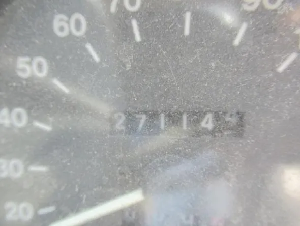 7#3441 Autocarro Iveco 30E8 35A