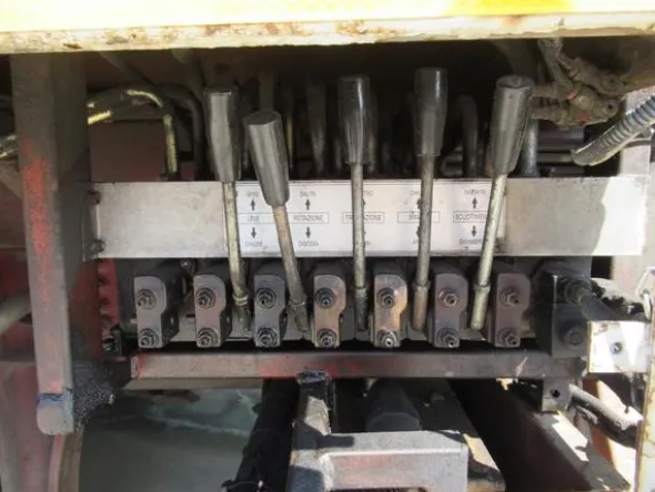 8#3441 Autocarro Iveco Eurotech