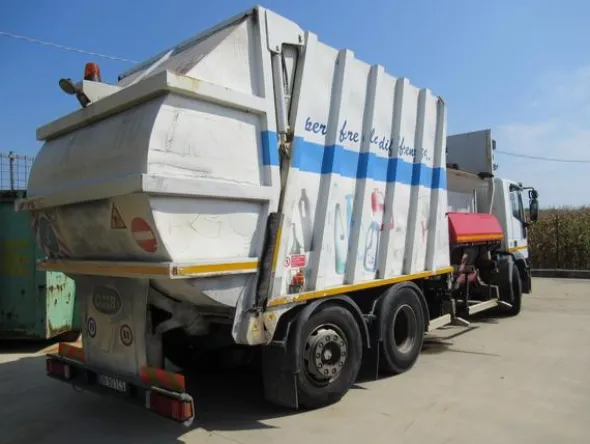 8#3441 Autocarro Iveco Eurotech