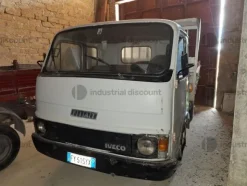 9#10037 Autocarro Iveco Fiat 40NC