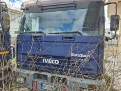 29#8846 Autocarro Iveco Magirus