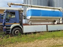 30#8846 Autocarro Iveco Magirus