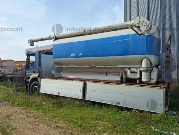 30#8846 Autocarro Iveco Magirus