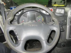 76#3561 Autocarro Iveco Magirus Stralis 330