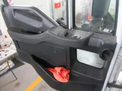 76#3561 Autocarro Iveco Magirus Stralis 330