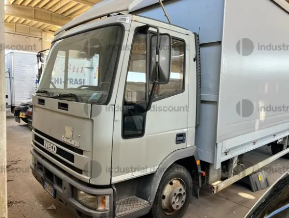 2#9051 Autocarro Iveco ML 75 E 15