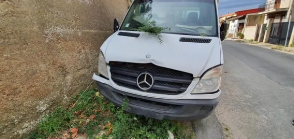 402#5029 Autocarro Mercedes