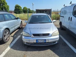 3#9183 Autocarro Opel Astra
