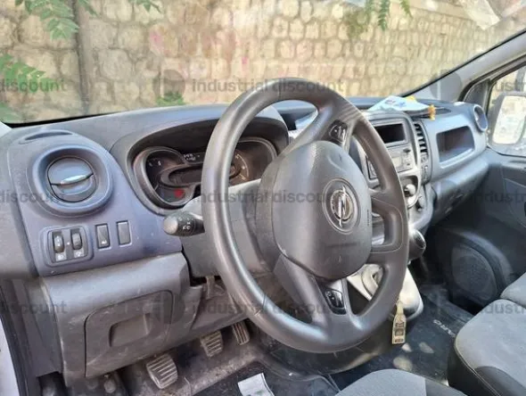 1#9392 Autocarro Opel Vivaro
