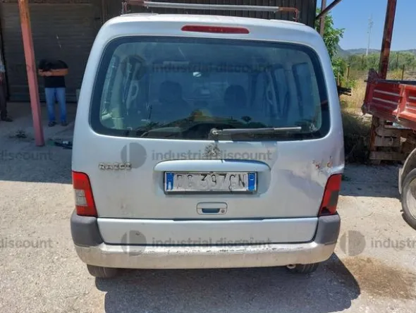 2#9492 Autocarro Peugeot