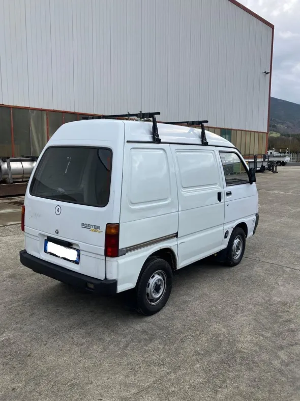 Autocarro Piaggio Porter
