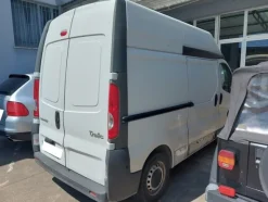 43#7915 Autocarro Renault