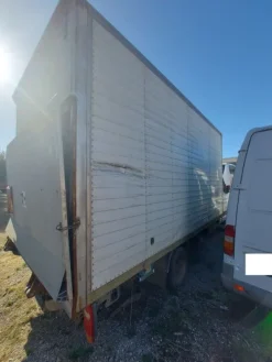 1#8103 Autocarro Renault Master