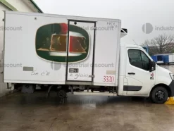 7#9826 Autocarro Renault Master