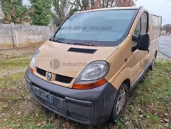 39#9770 Autocarro Renault Traffic