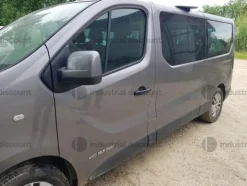 1#9217 Autocarro Renault Trafic