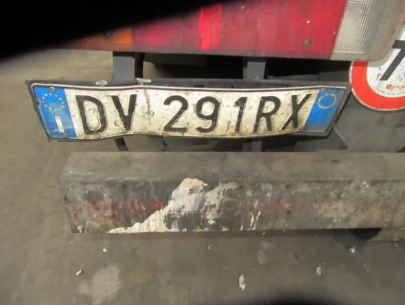 35#3561 Autocarro Scania P 400